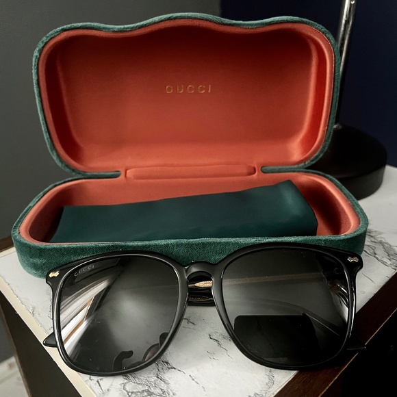 Authentic Gucci sunglasses - Picture 4 of 4